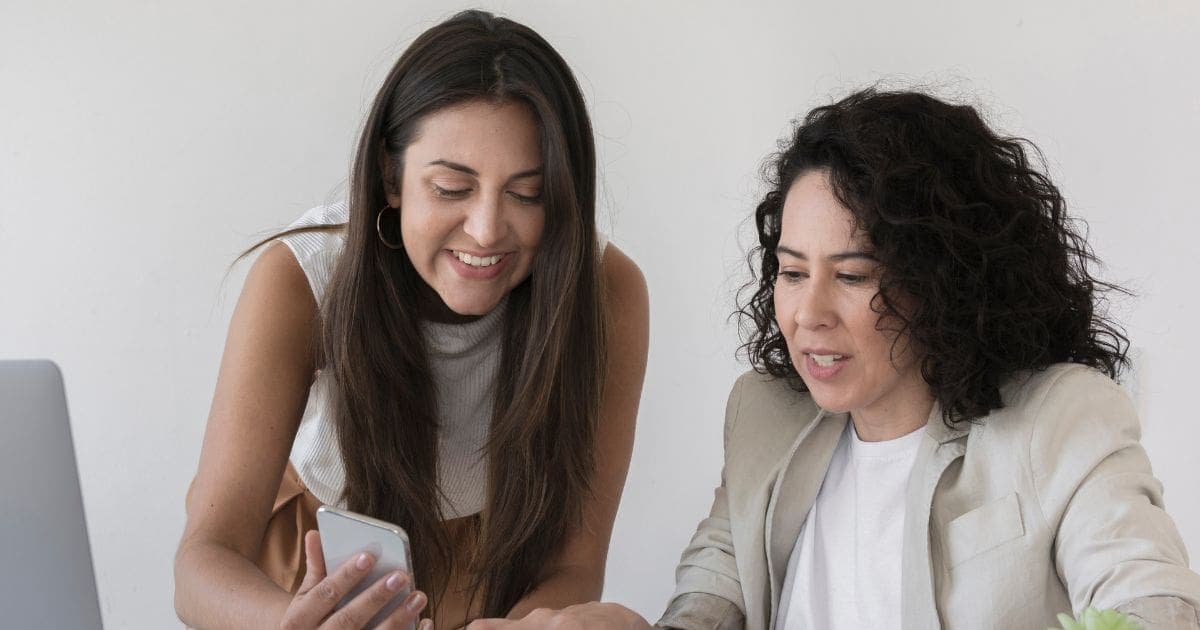 Mujeres bolivianas lideran microcréditos: lección para México