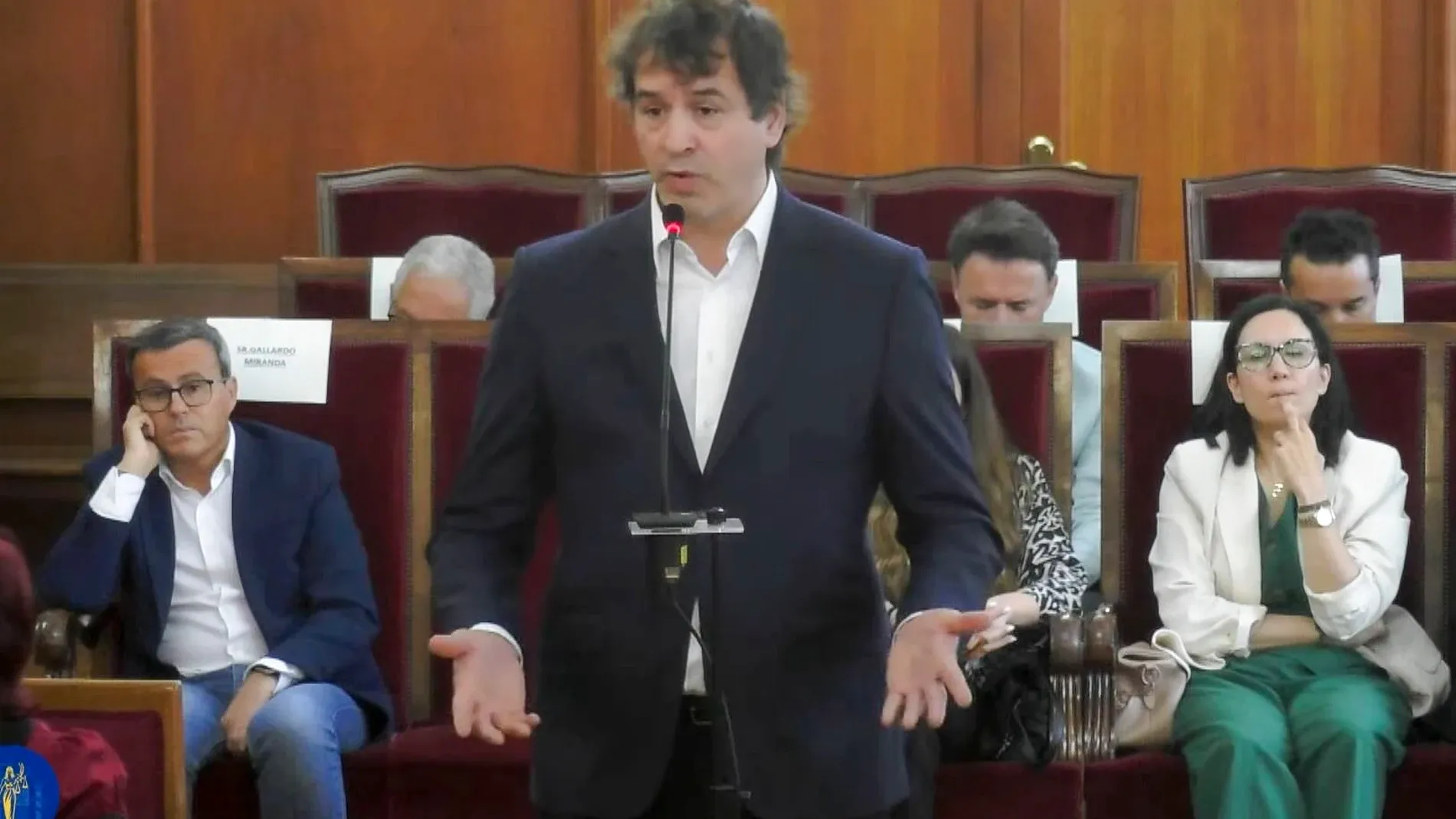 Hermano de Pedro Sánchez: la lucha por recuperar 340.572 euros de salario público