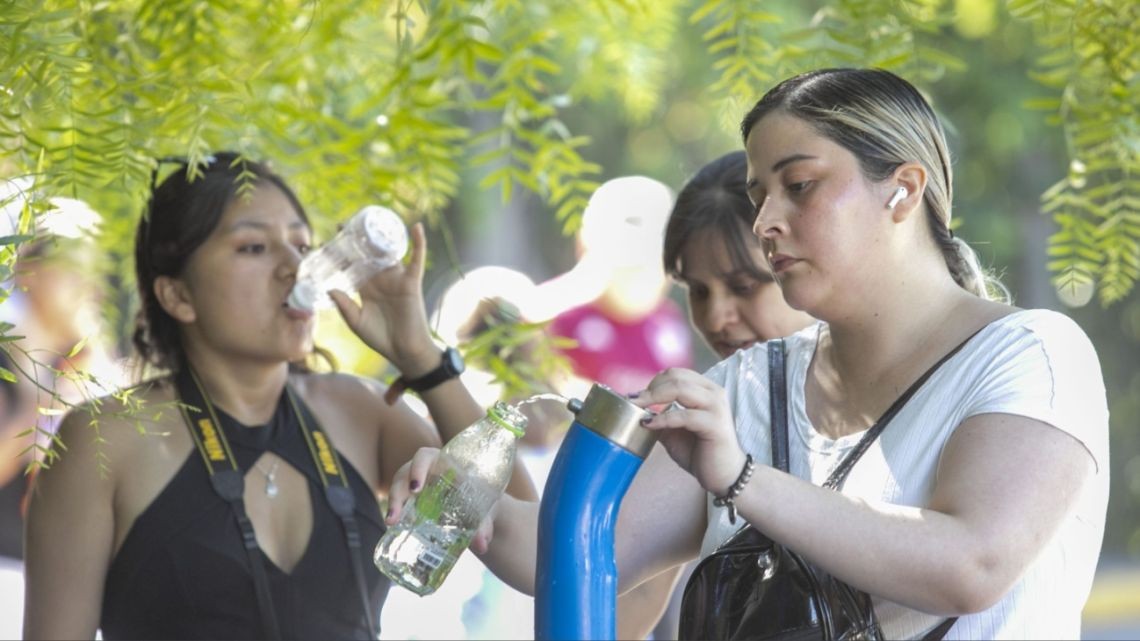 Del frío polar al calor húmedo: la Madre Tierra anuncia tormentas y el cambio climático golpea los Andes