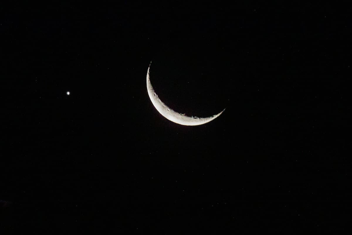 La Pacha habla: Venus y la Luna en conjunción sobre Bolivia